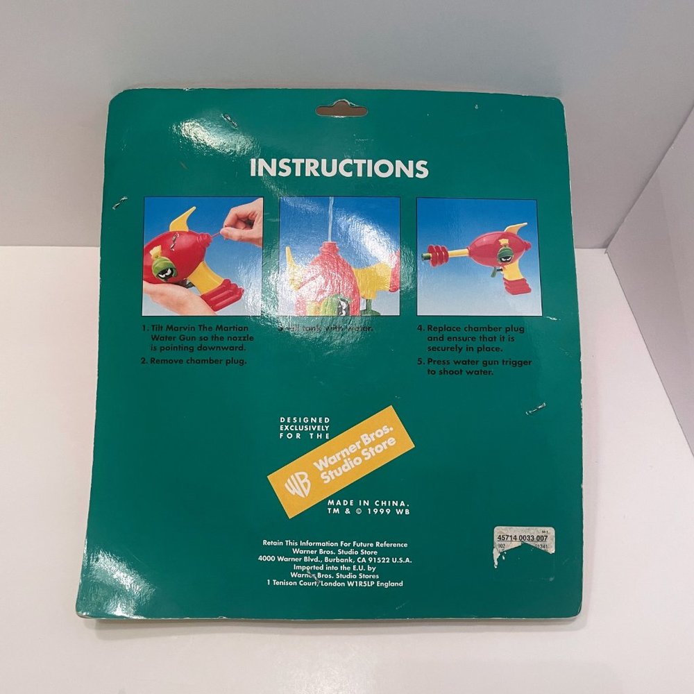 NIB Vintage 1999 Warner Bros Studio Store Marvin the Martian Water Pistol - Picture 5 of 7